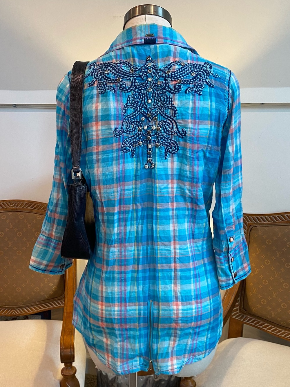 Roar Womens Western Shirt Plaid Embroidered Embellished Rhinestones Snap Blue L